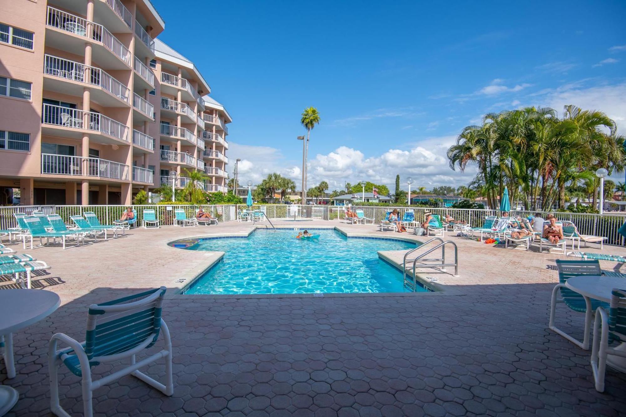 Willa Open - Beach, Free Parking, Amenities, Family Friendly St. Pete Beach Zewnętrze zdjęcie