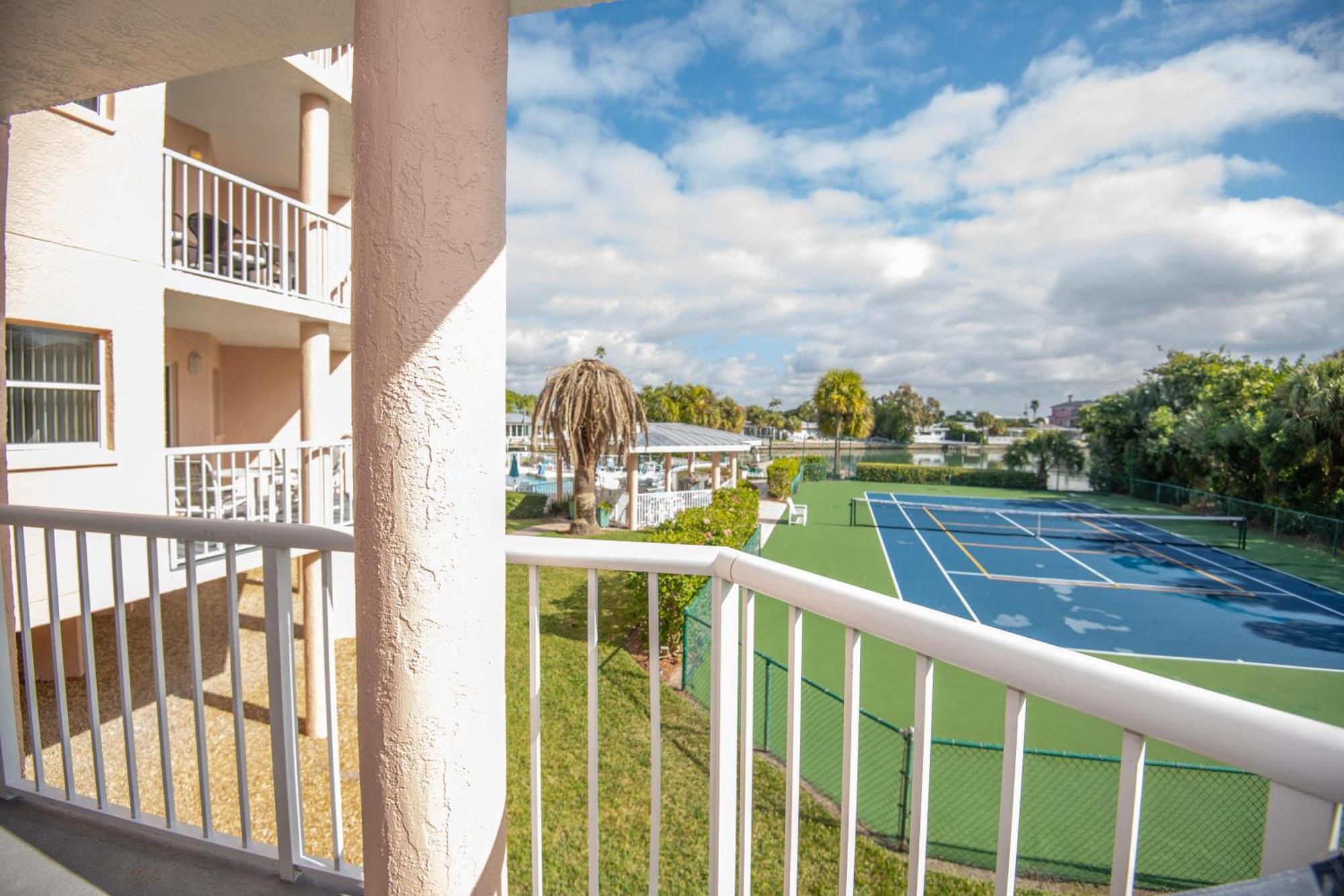 Willa Open - Beach, Free Parking, Amenities, Family Friendly St. Pete Beach Zewnętrze zdjęcie